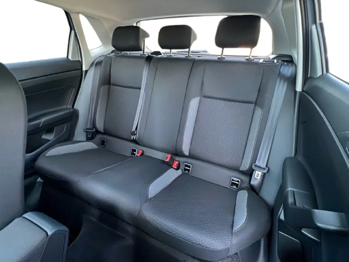 Volkswagen Polo nuova a Siena (11)