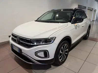 Volkswagen T-Roc 1.0 TSI Style del 2023 usata a Genova