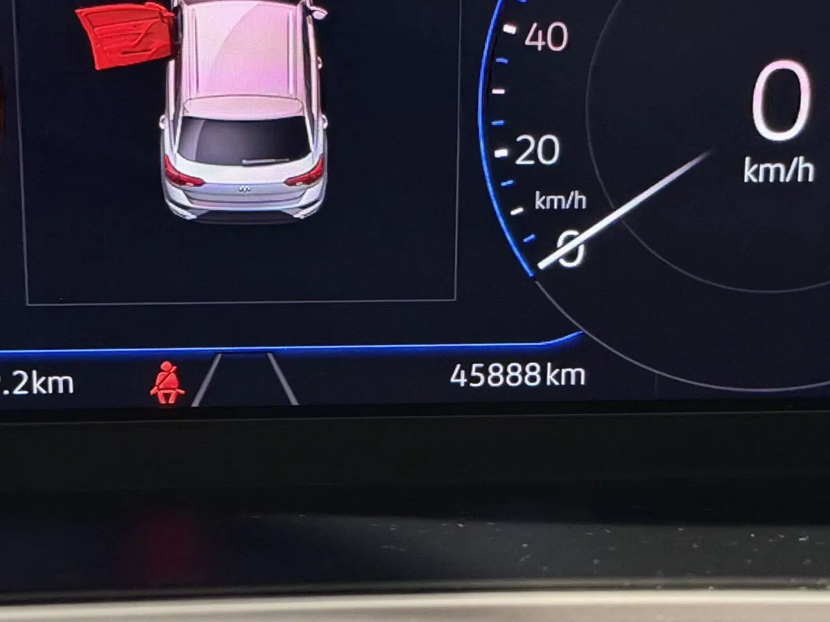 Volkswagen T-Roc usata a Genova (12)