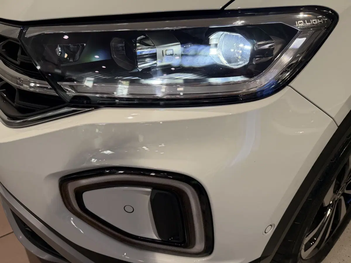 Volkswagen T-Roc usata a Genova (15)