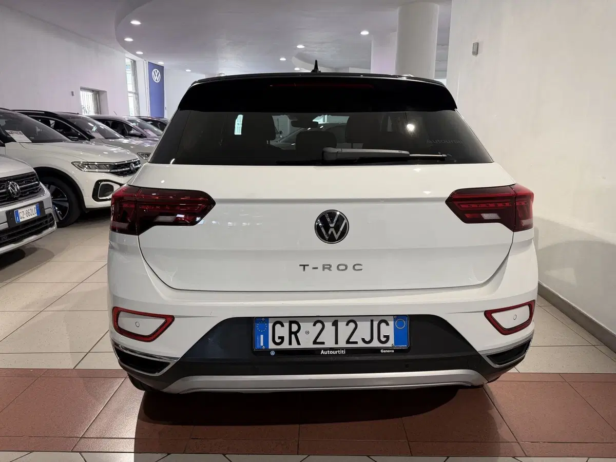 Volkswagen T-Roc usata a Genova (4)