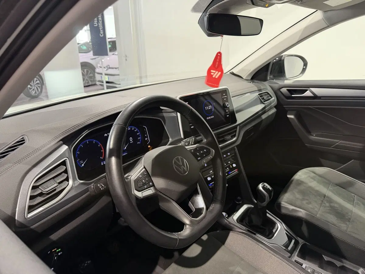 Volkswagen T-Roc usata a Genova (8)