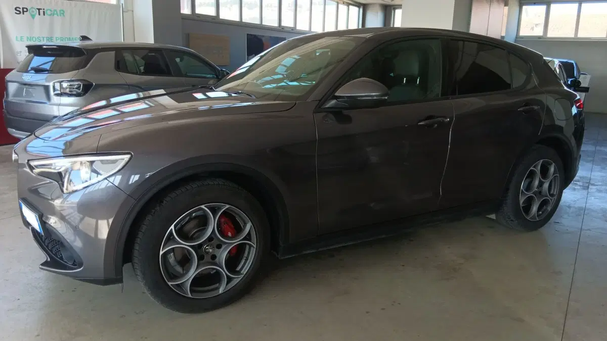 Alfa Romeo Stelvio usata a Terni