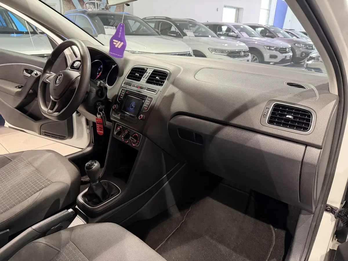 Volkswagen Polo usata a Genova (10)
