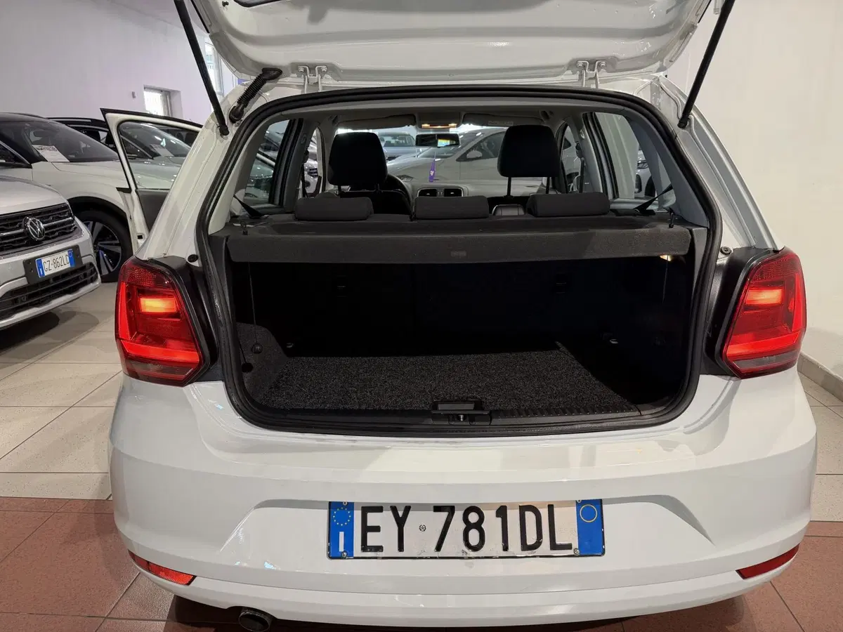 Volkswagen Polo usata a Genova (9)