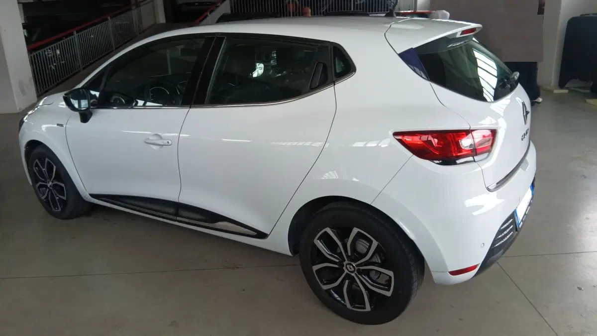 Renault Clio usata a Terni (4)