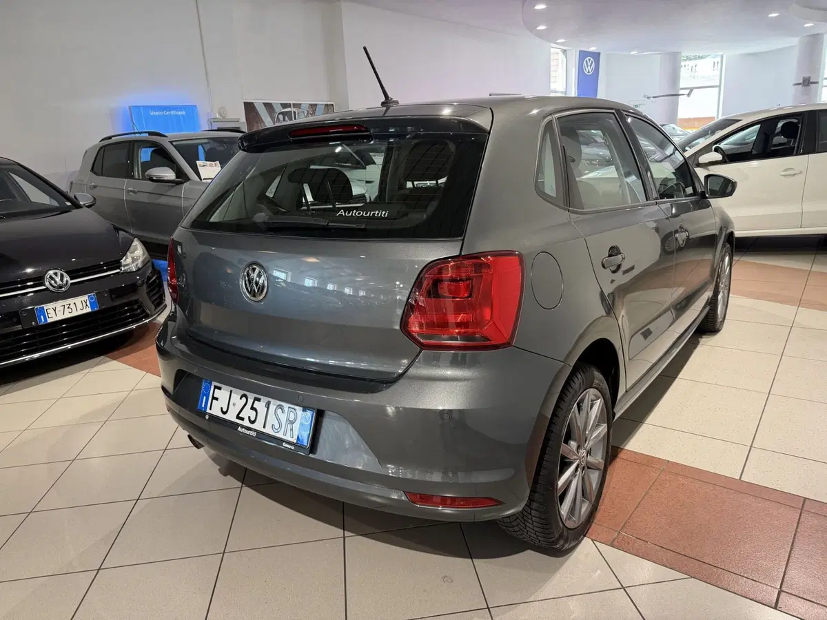 Volkswagen Polo usata a Genova (5)
