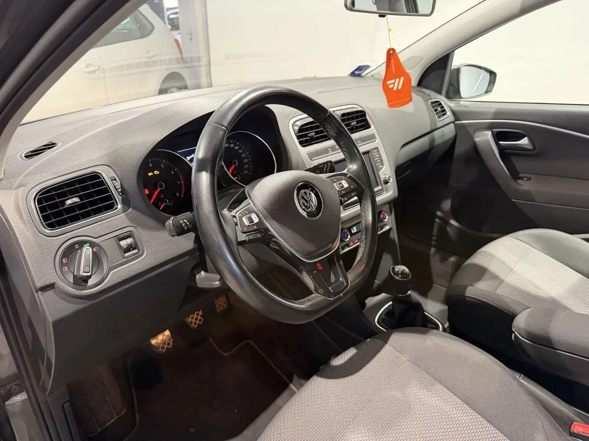 Volkswagen Polo usata a Genova (8)