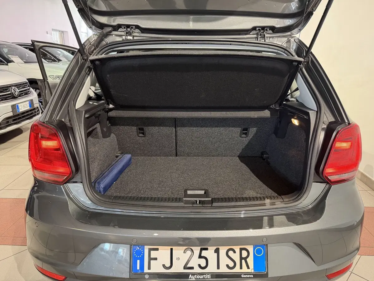 Volkswagen Polo usata a Genova (9)