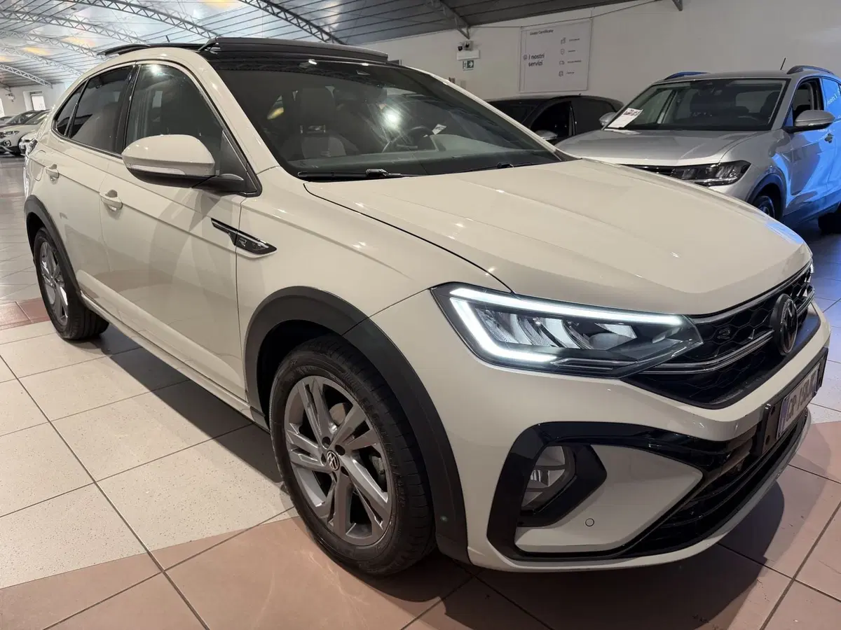 Volkswagen Taigo usata a Genova (6)