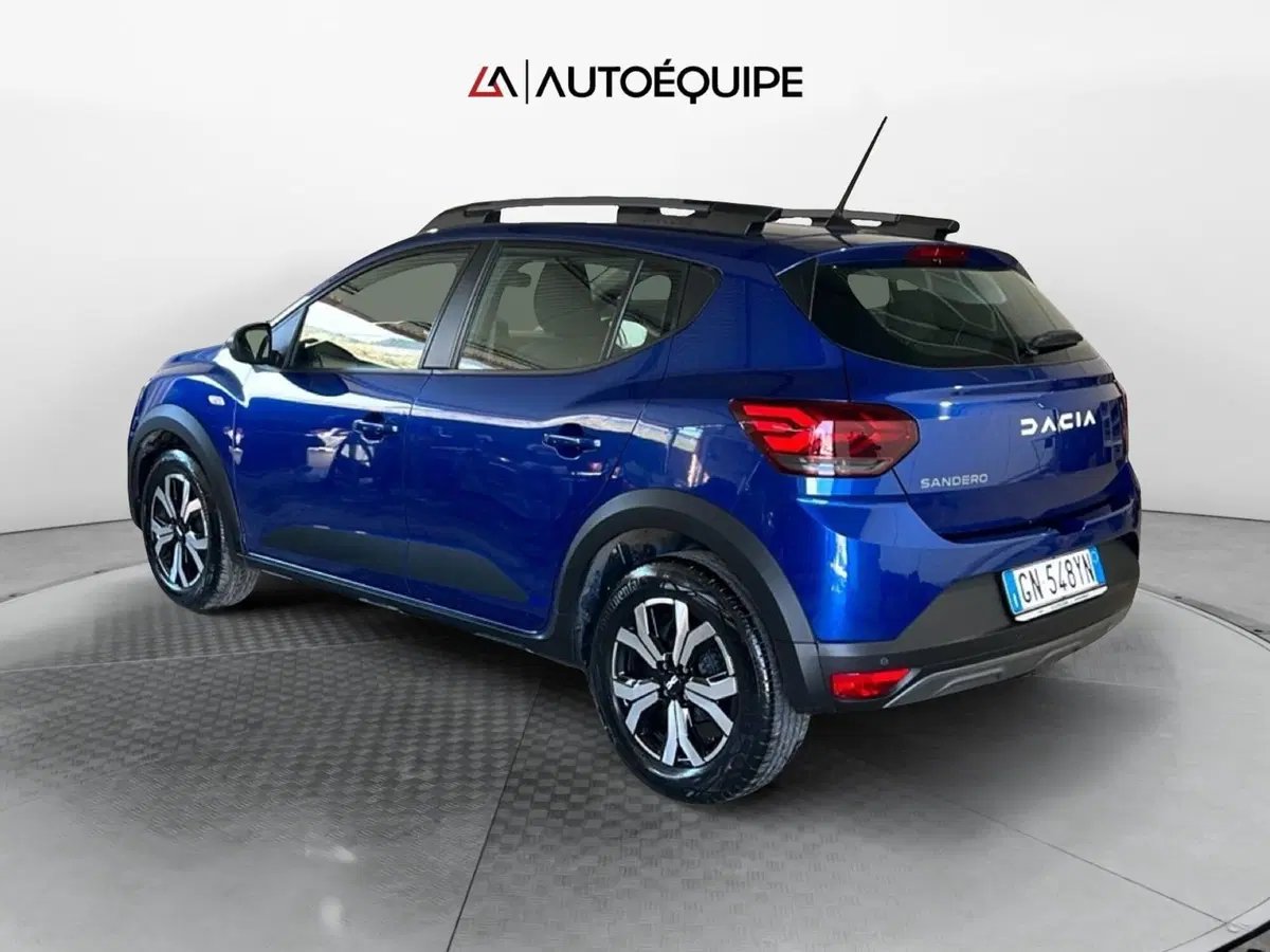 Dacia Sandero usata a Roma (3)