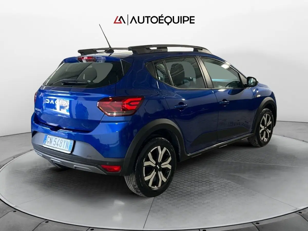 Dacia Sandero usata a Roma (5)