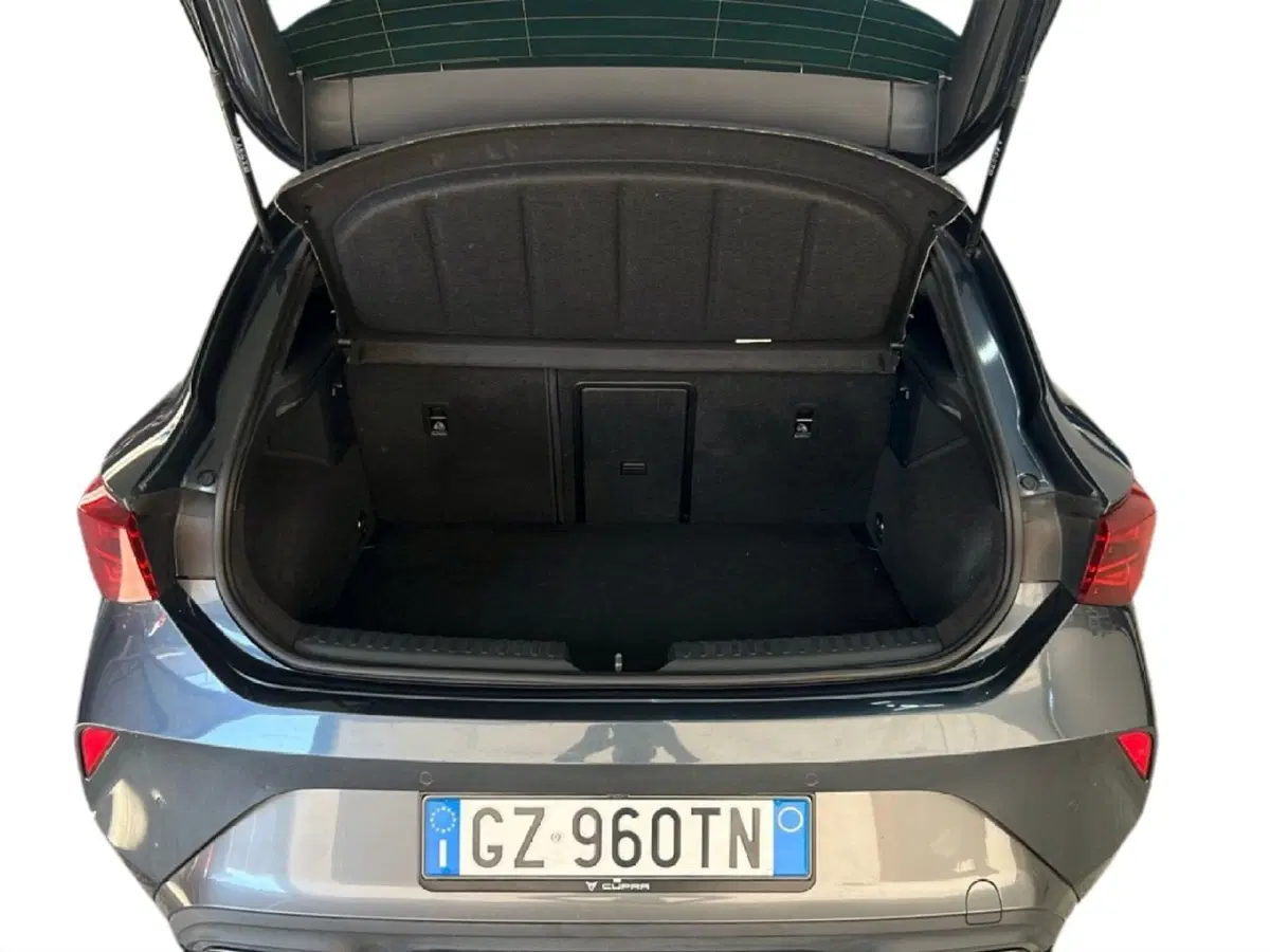 Cupra Leon usata a Roma (10)