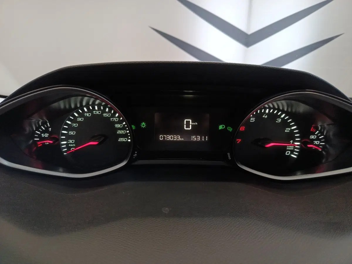 Peugeot 308 SW usata a Varese (12)