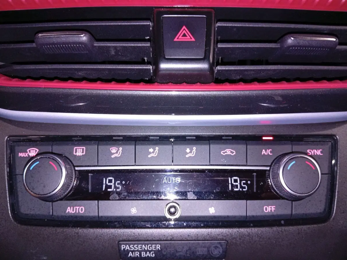 SEAT Arona usata a Varese (14)