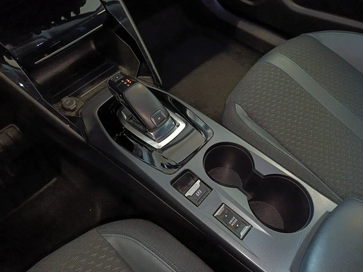 Peugeot 2008 usata a Varese (15)