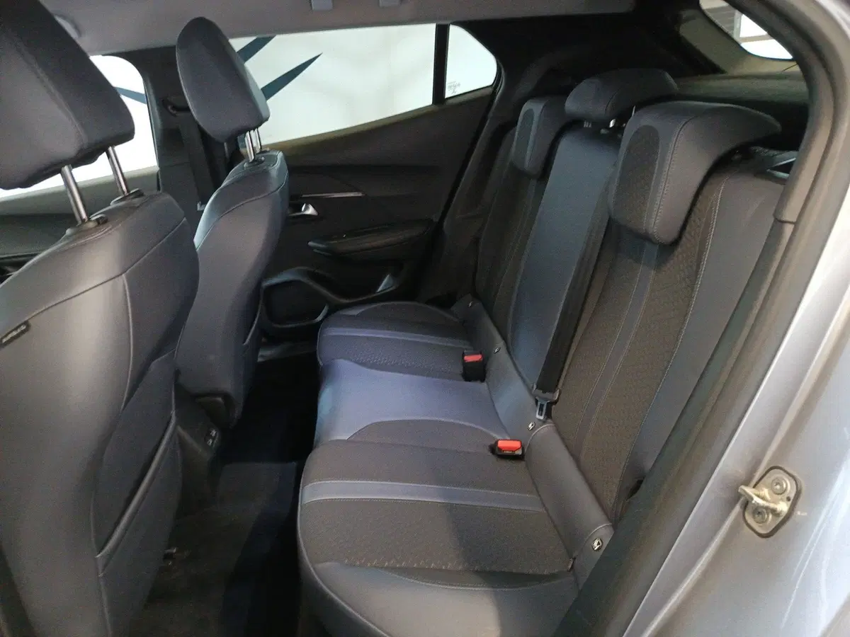 Peugeot 2008 usata a Varese (9)