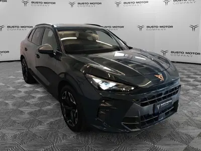 Cupra Terramar 1.5 hybrid 150cv dsg del 2025 usata a Varese