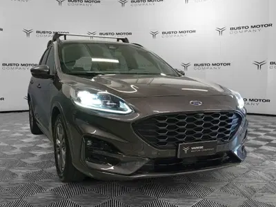 Ford Kuga 1.5 EcoBlue 120 CV 2WD ST-Line del 2022 usata a Varese