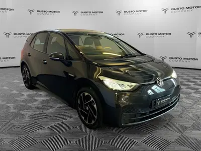 Volkswagen ID.3 Pro Performance Active del 2023 usata a Varese