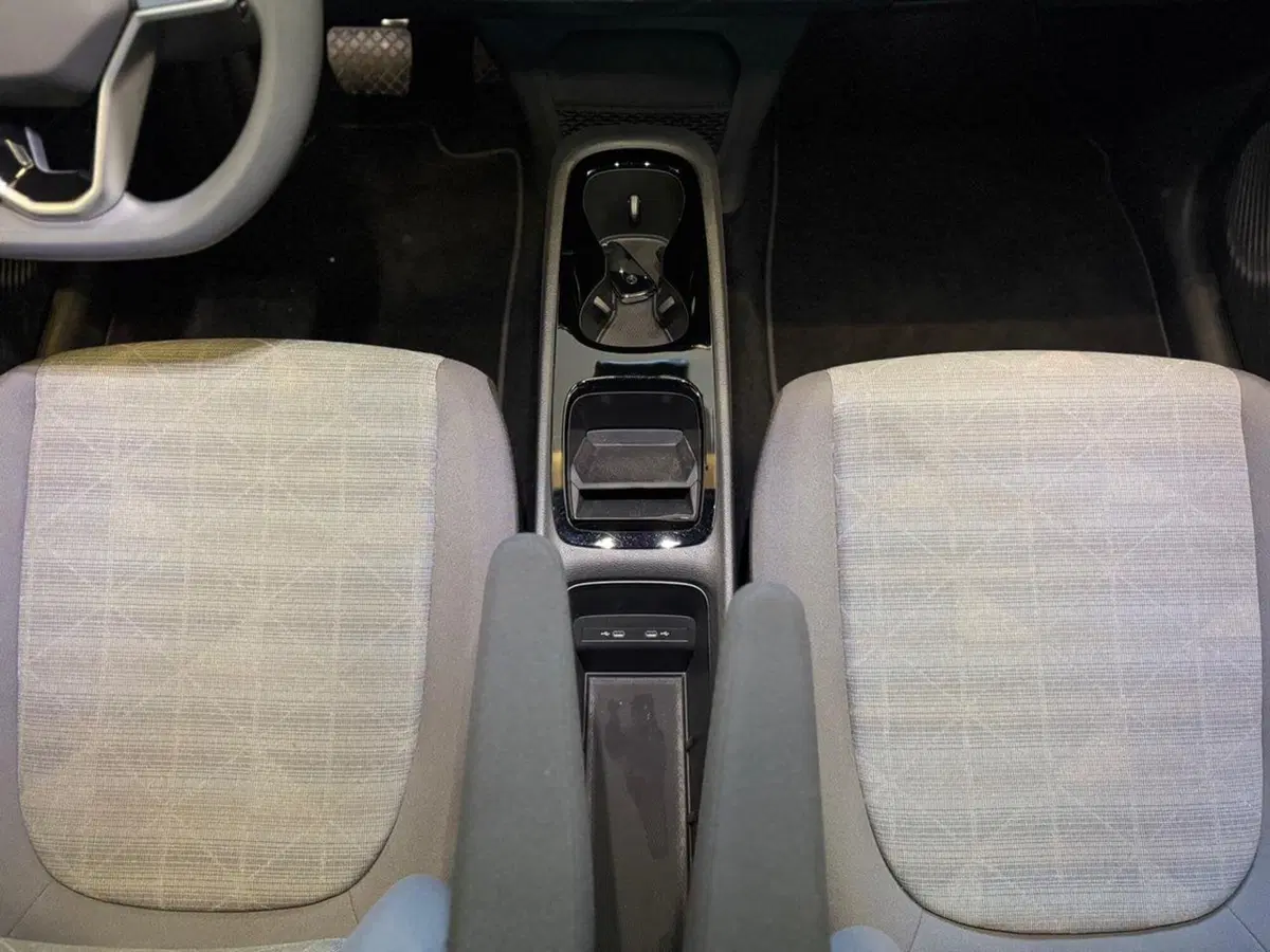 Volkswagen ID.3 usata a Varese (14)