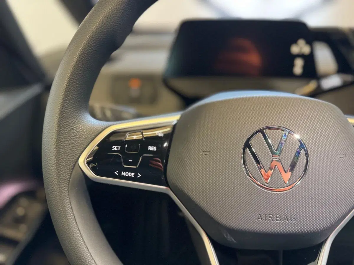 Volkswagen ID.3 usata a Varese (16)