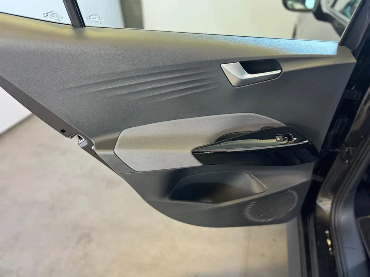 Volkswagen ID.3 usata a Varese (19)