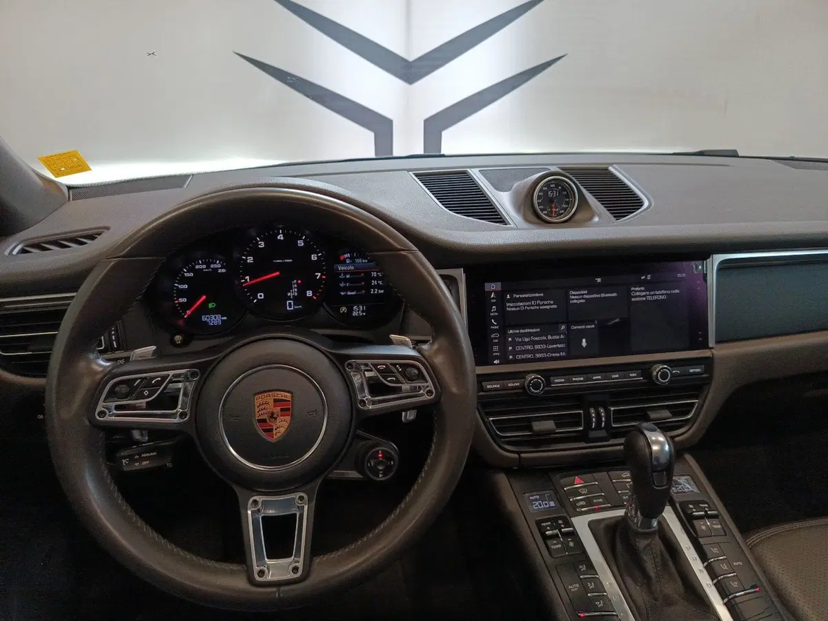 Porsche Macan usata a Varese (11)