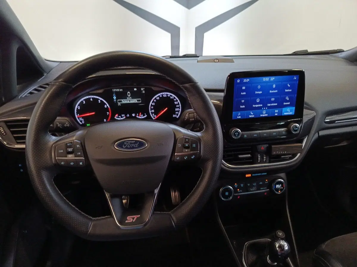 Ford Fiesta usata a Varese (11)