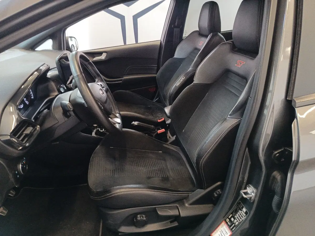 Ford Fiesta usata a Varese (8)