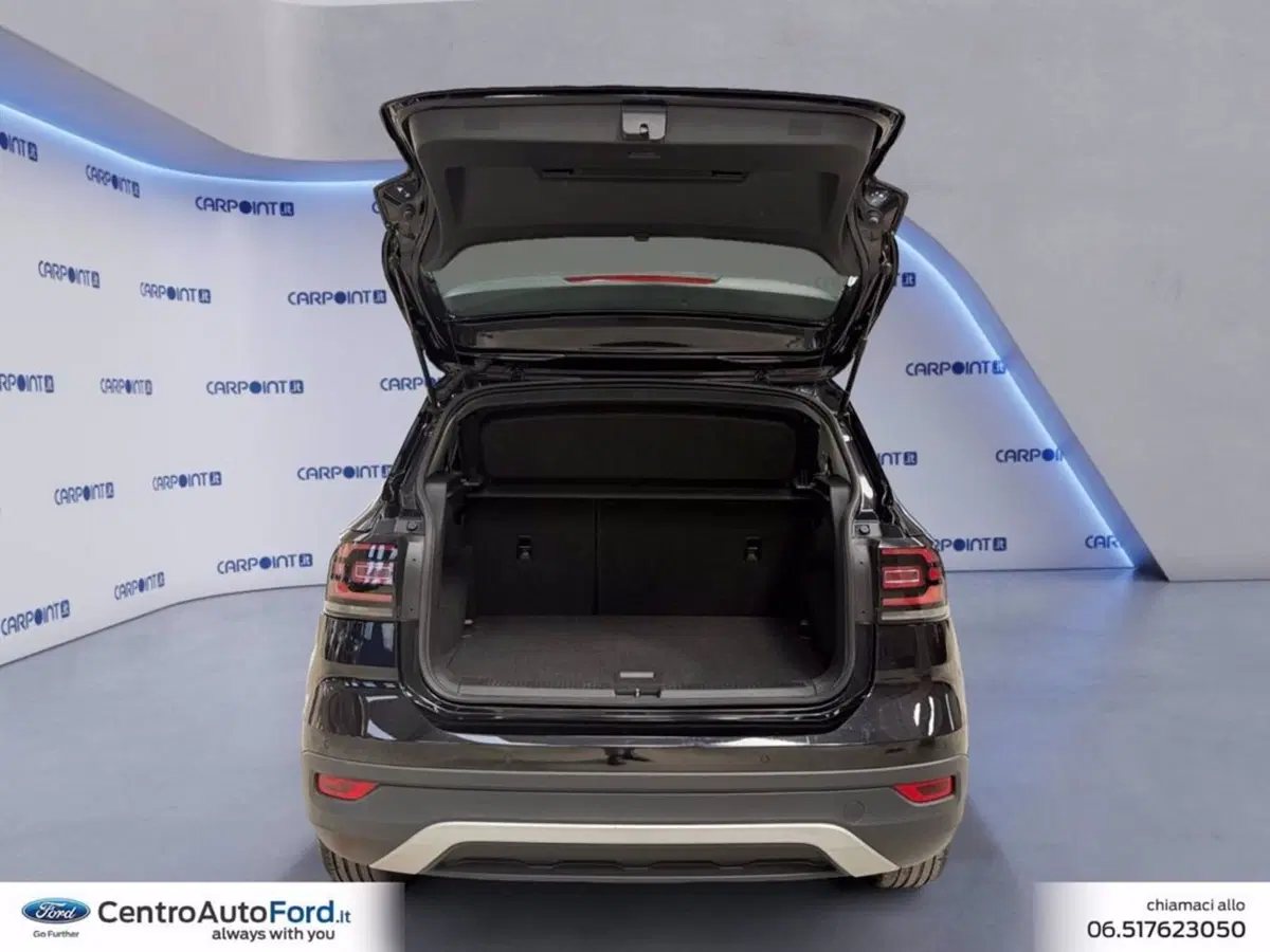 Volkswagen T-Cross usata a Roma (17)