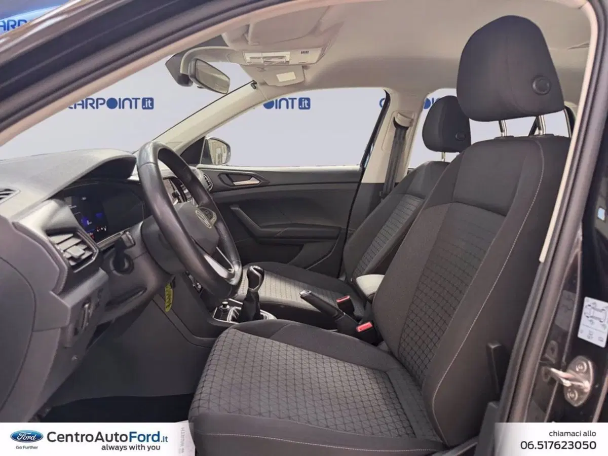 Volkswagen T-Cross usata a Roma (9)