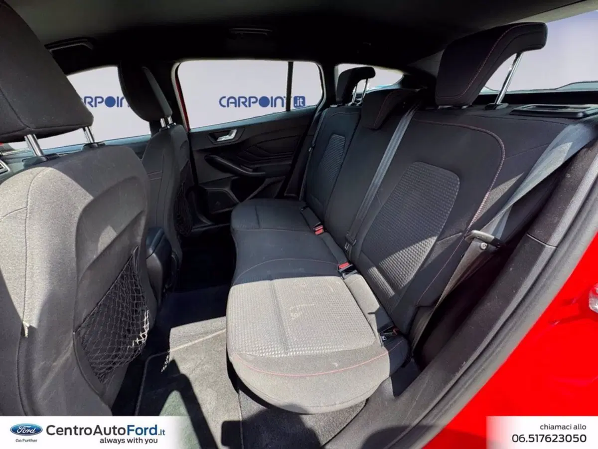 Ford Focus Station Wagon usata a Roma (13)