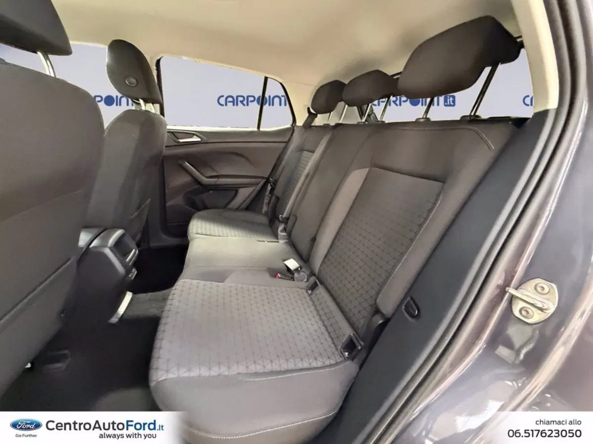 Volkswagen T-Cross usata a Roma (13)