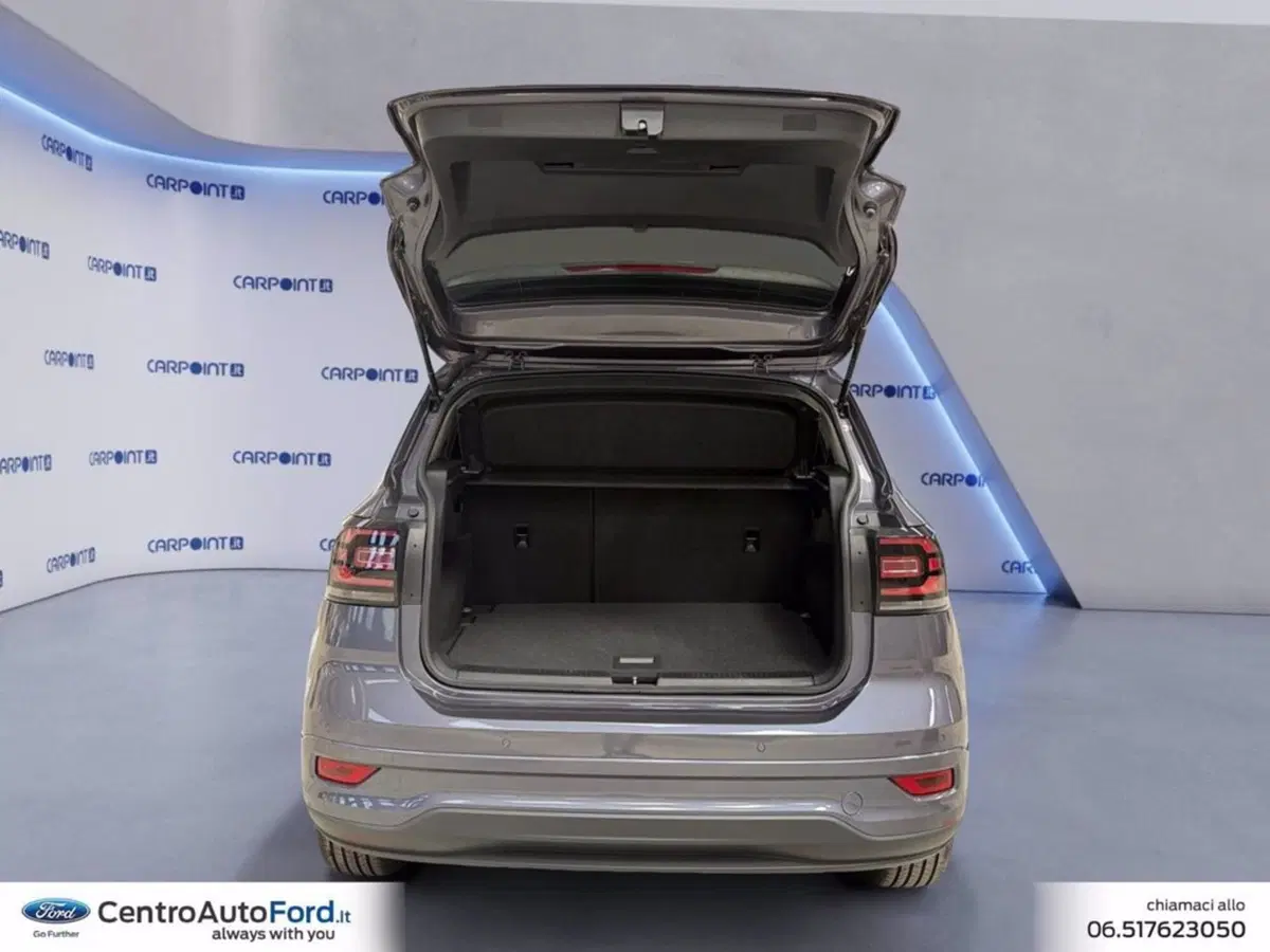 Volkswagen T-Cross usata a Roma (17)