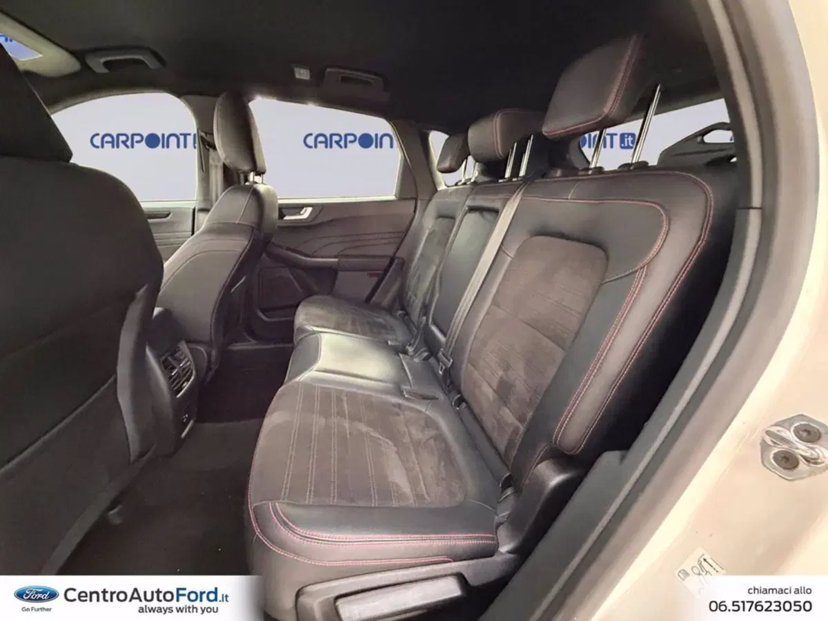 Ford Kuga usata a Roma (13)