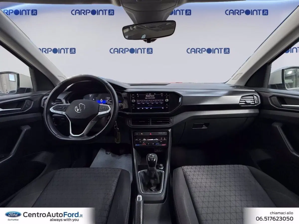 Volkswagen T-Cross usata a Roma (10)