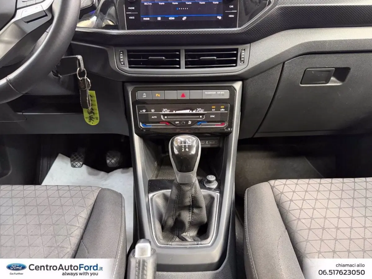 Volkswagen T-Cross usata a Roma (11)