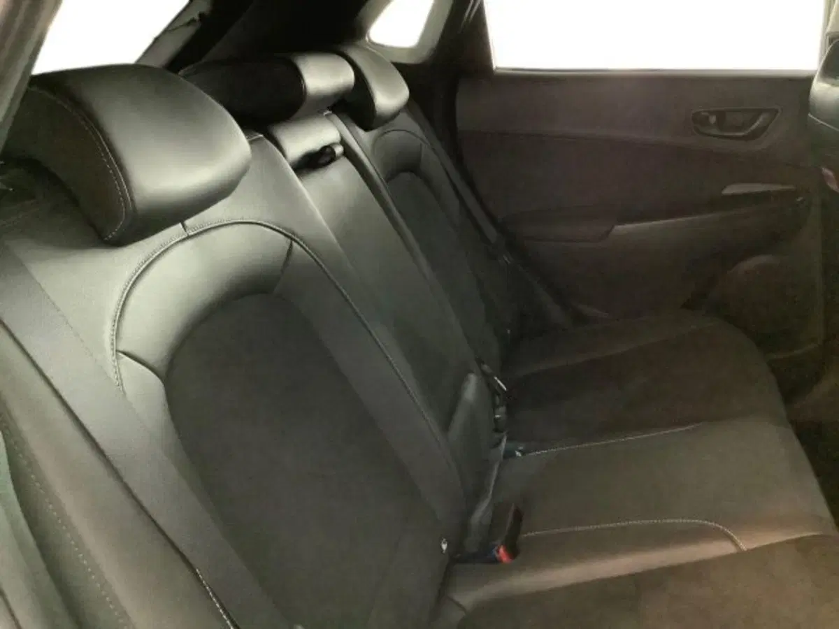 Hyundai Kona usata a Catania (11)