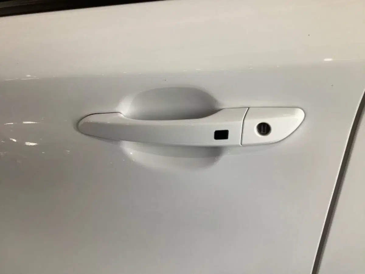 Hyundai Kona usata a Catania (18)