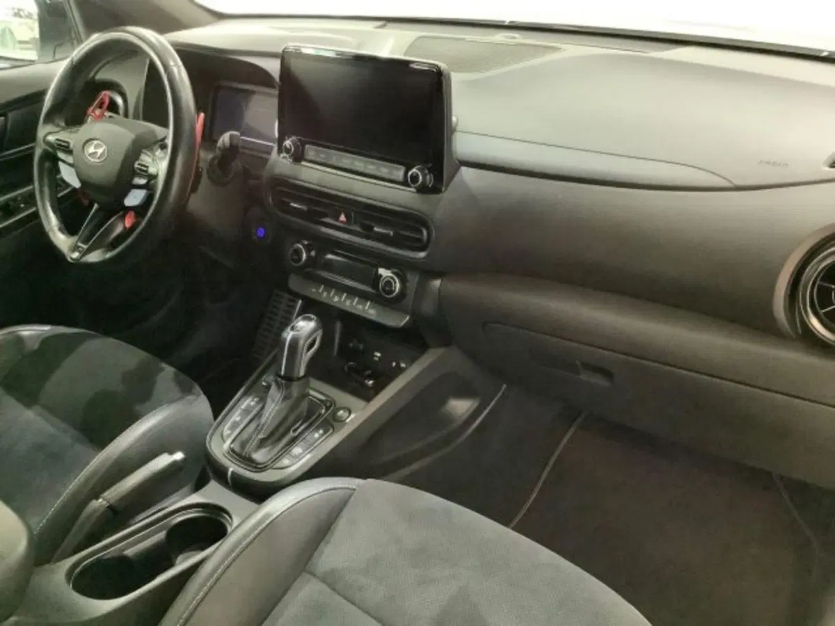 Hyundai Kona usata a Catania (9)