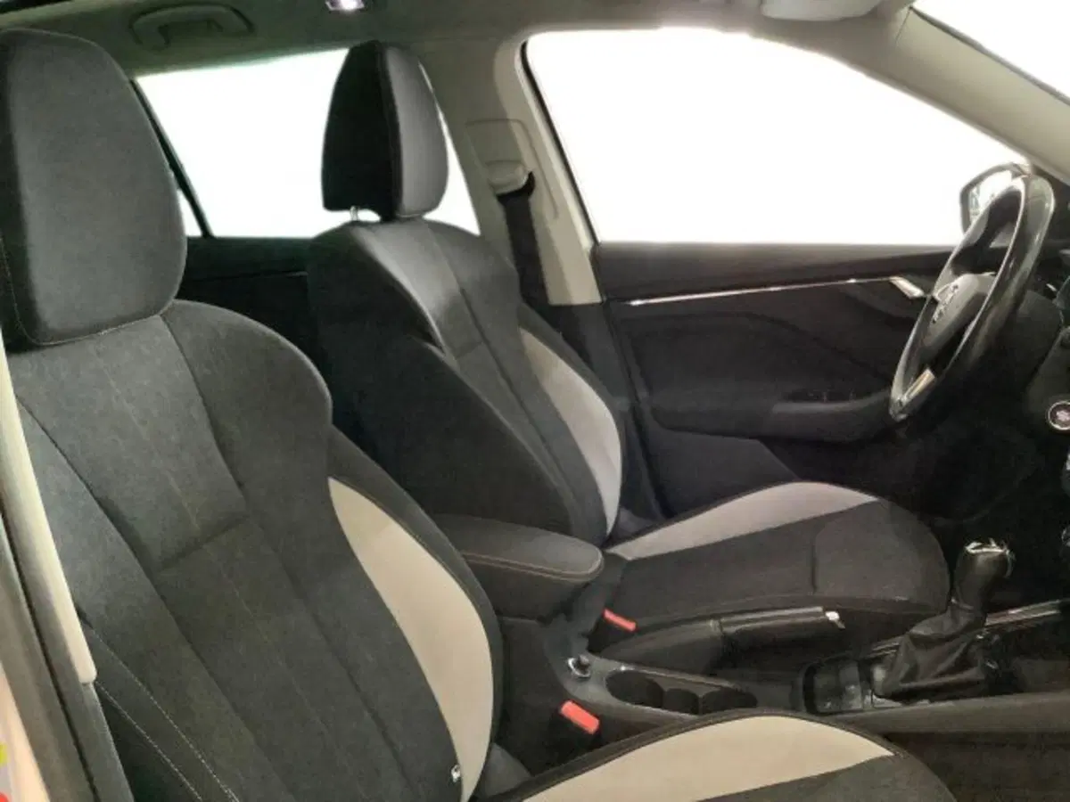 Skoda Kamiq usata a Catania (10)