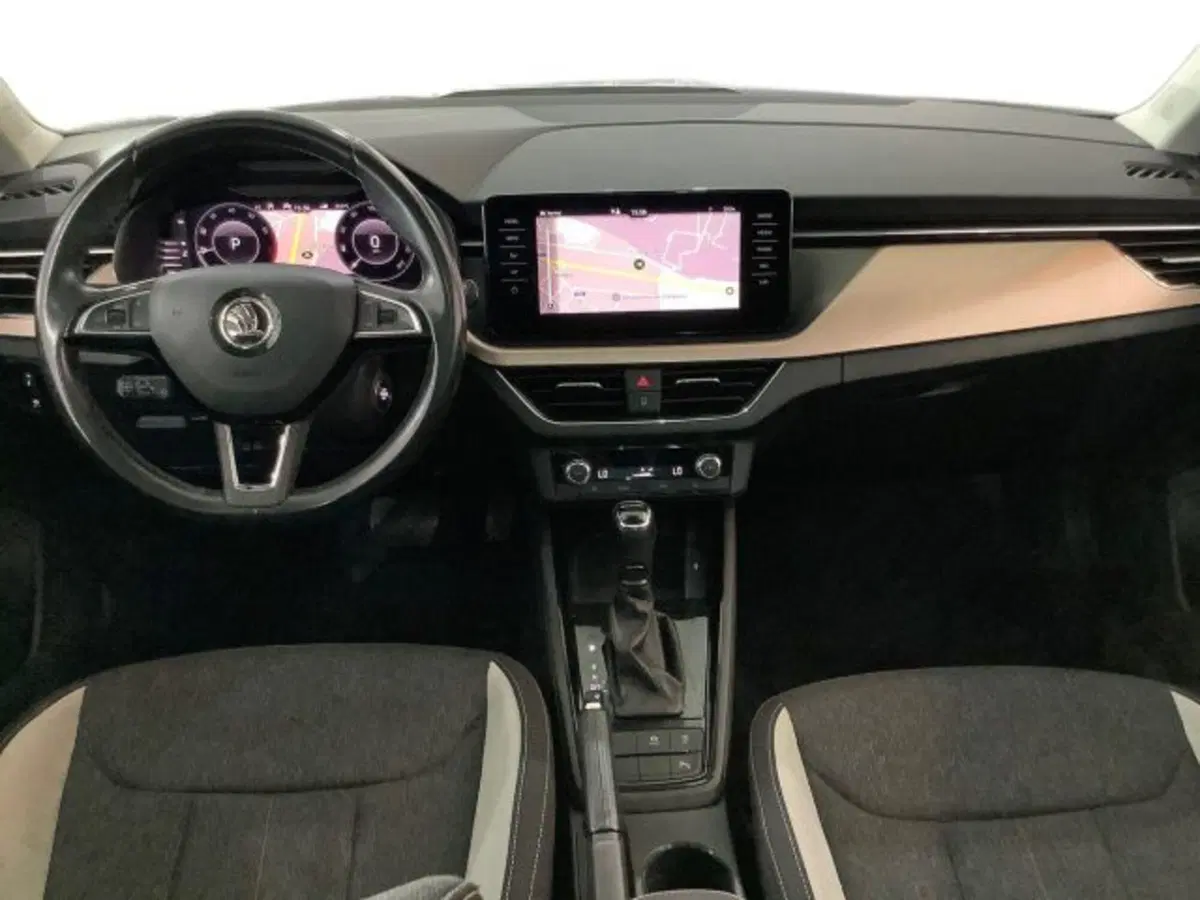 Skoda Kamiq usata a Catania (7)