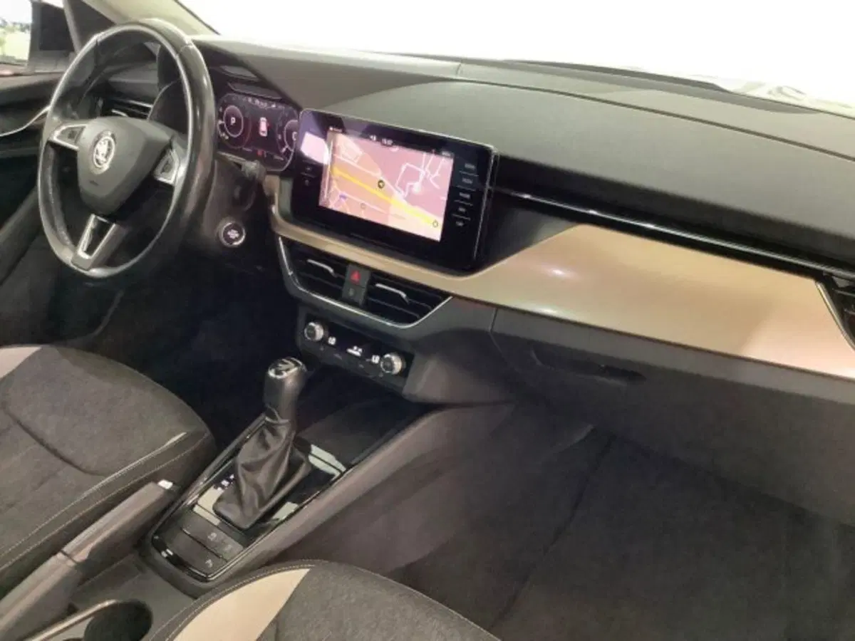 Skoda Kamiq usata a Catania (9)
