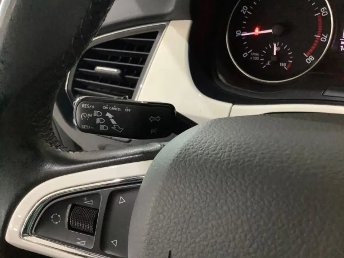 Skoda Fabia usata a Catania (19)