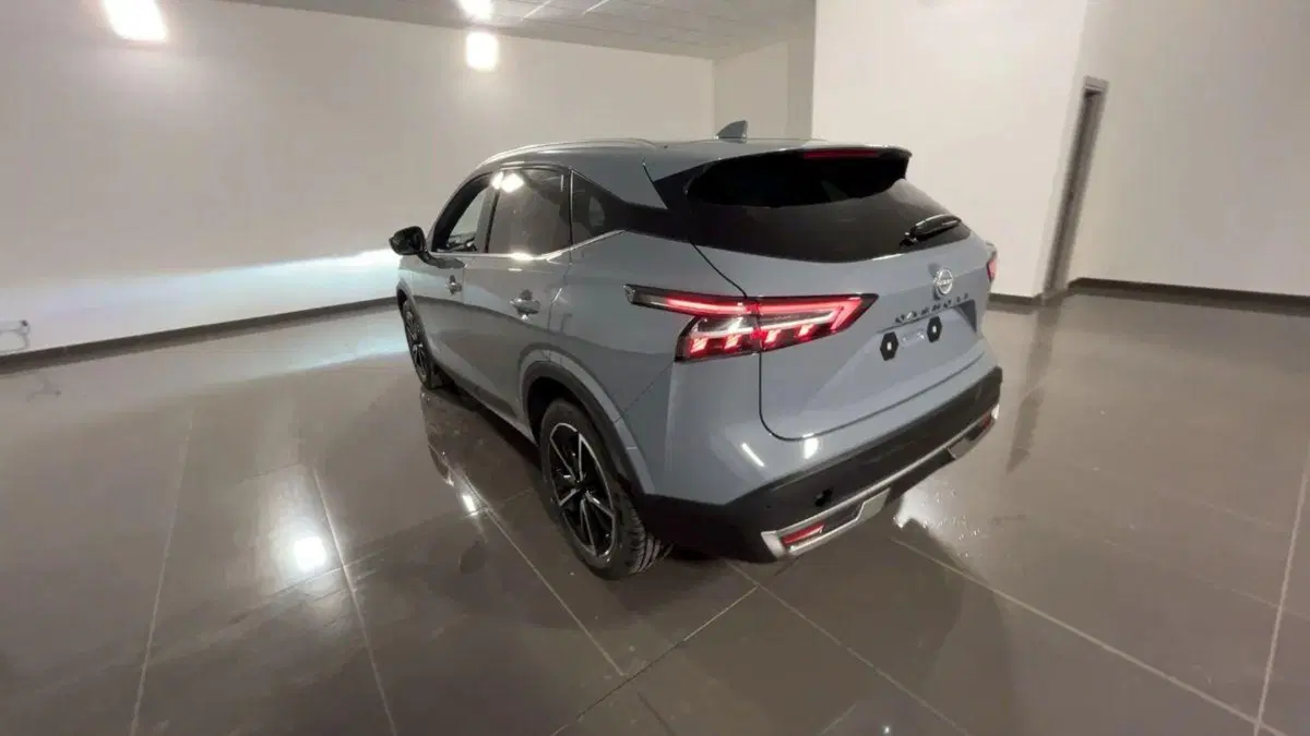 Nissan Qashqai nuova a Milano (4)