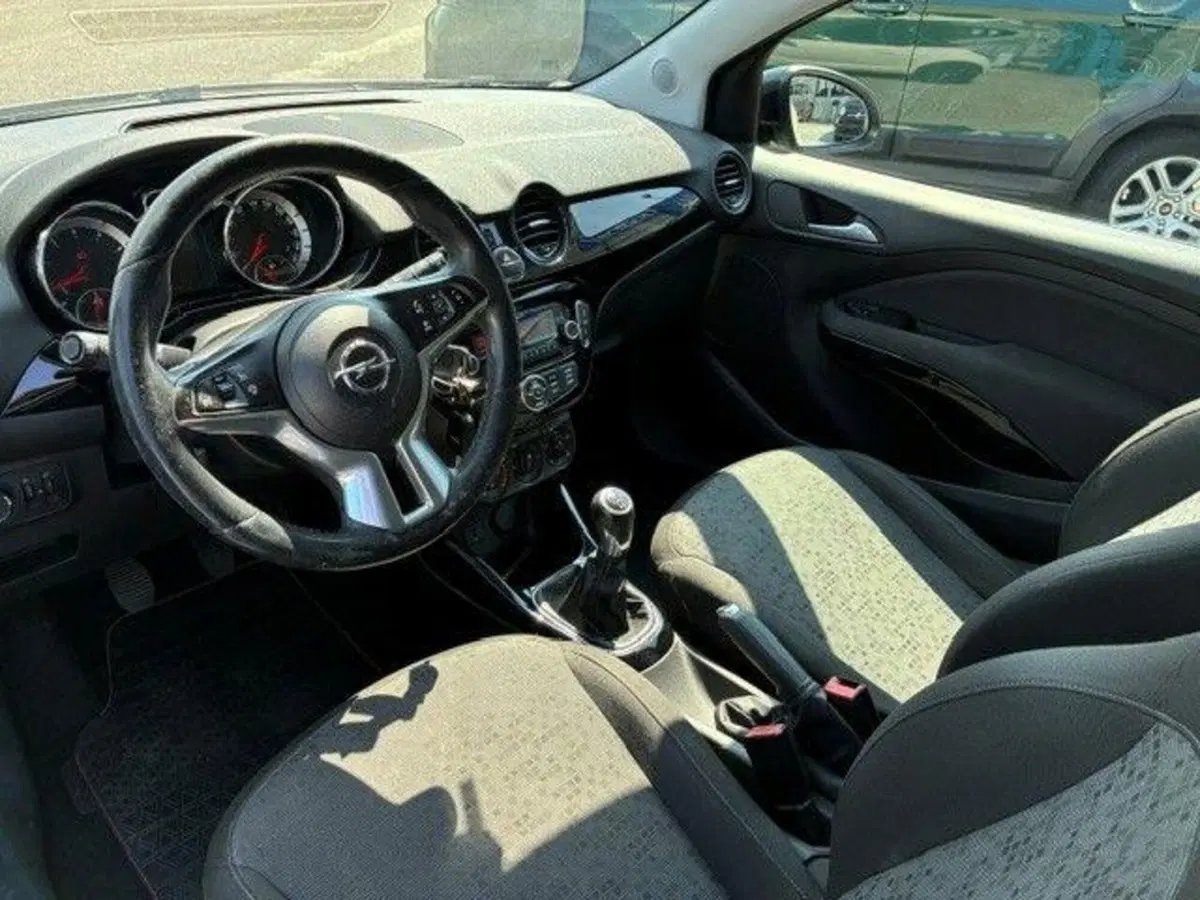 Opel Adam usata a Milano (10)