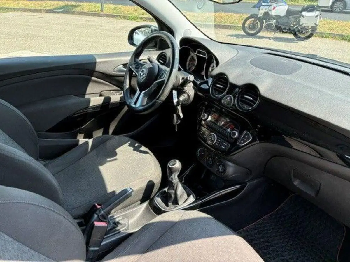 Opel Adam usata a Milano (7)