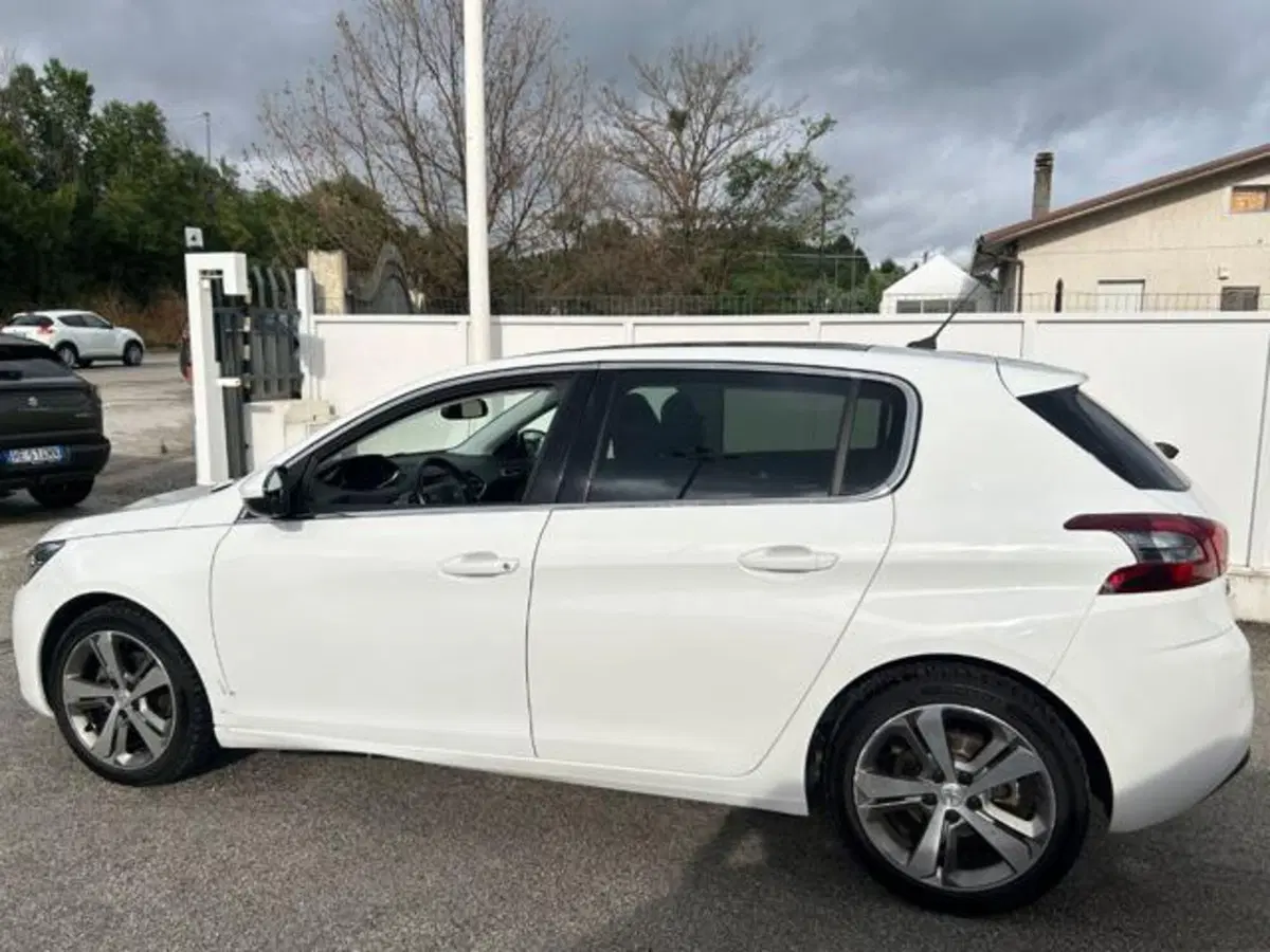Peugeot 308 usata a Campobasso (6)