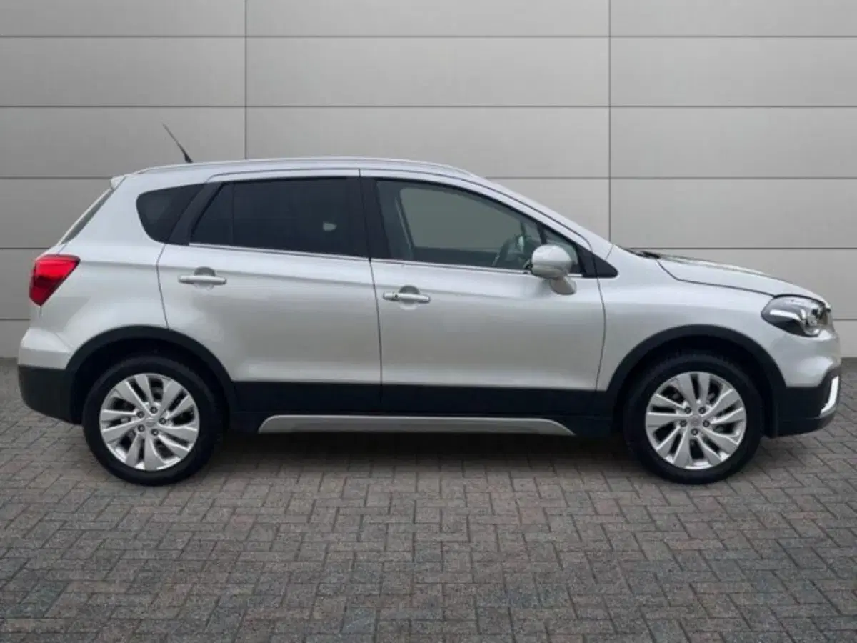 Suzuki S-Cross usata a Vercelli (3)